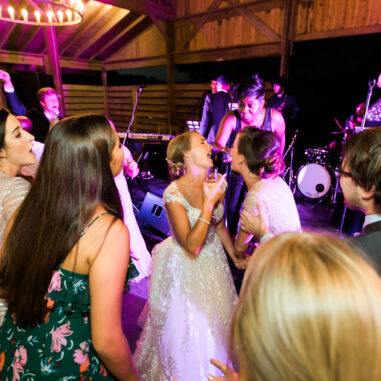 Lexington+Kentucky+Wedding+Photographers+at+the+Polo+Barn+at+Saxony+Farm-124